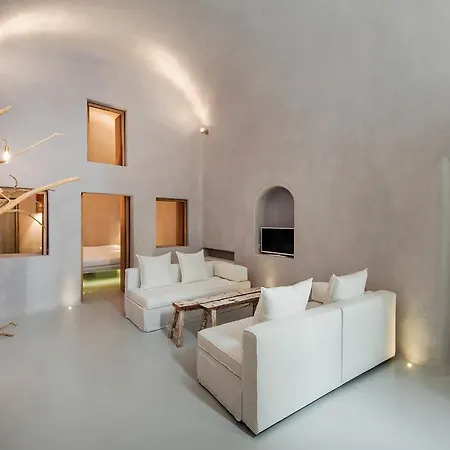 أموس، أويا، دوار مانشن فيلة