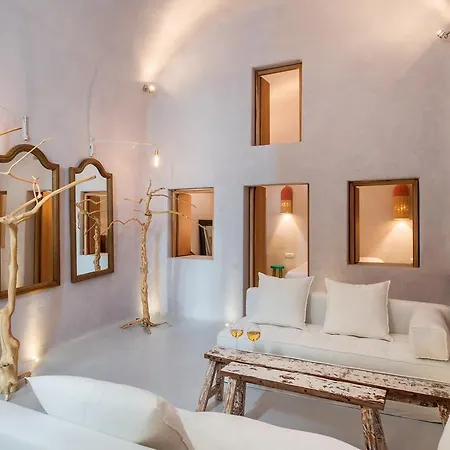 فيلة أموس، أويا، دوار مانشن *